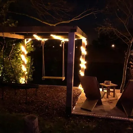 Gezellige Pipo Met Grote Schommel Aan Het Water En Hottub 度假居 梅代姆里克