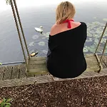 Gezellige Pipo Met Grote Schommel Aan Het Water En Hottub * Medemblik